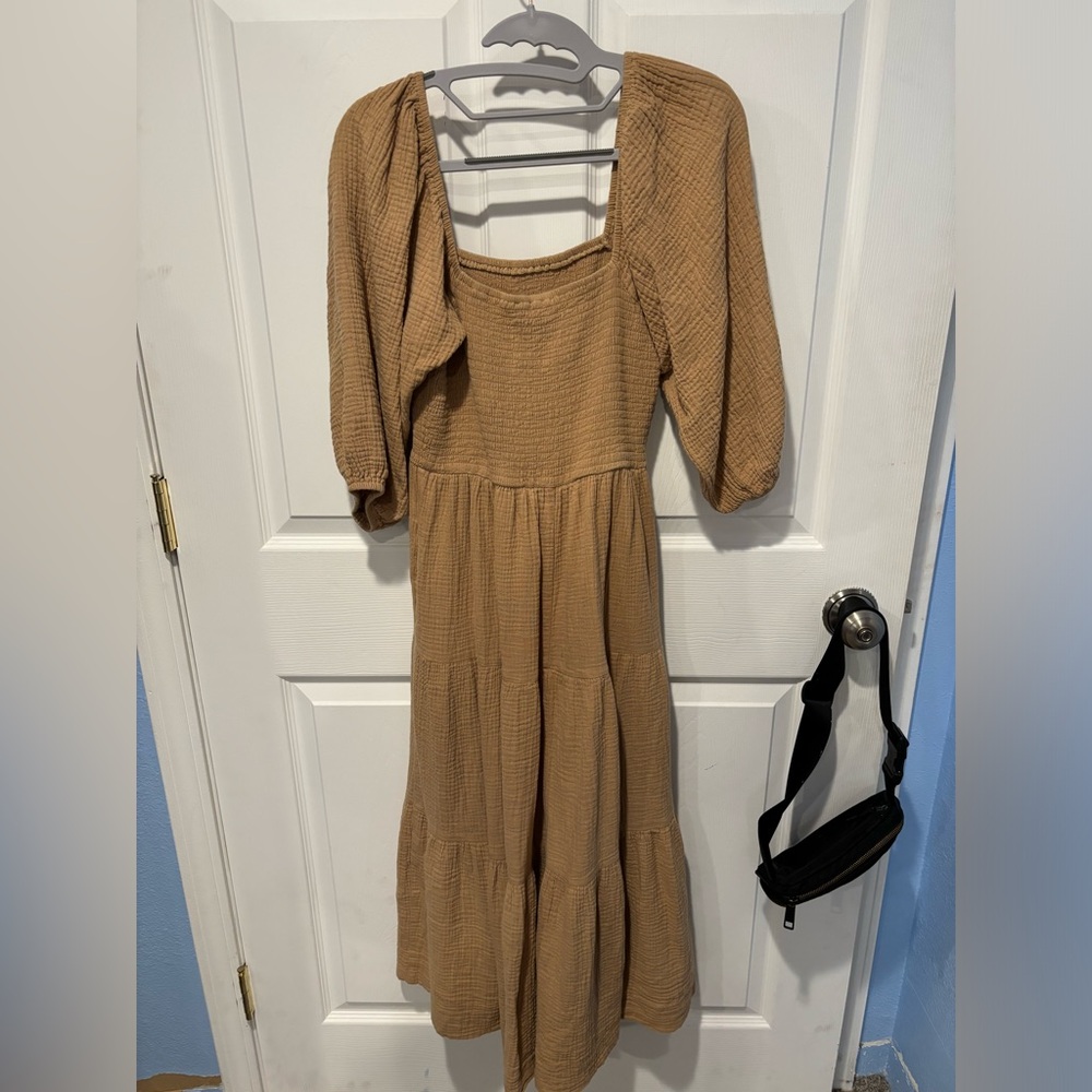Neuflora Vermont dress (sold out) - Picture 2 of 5